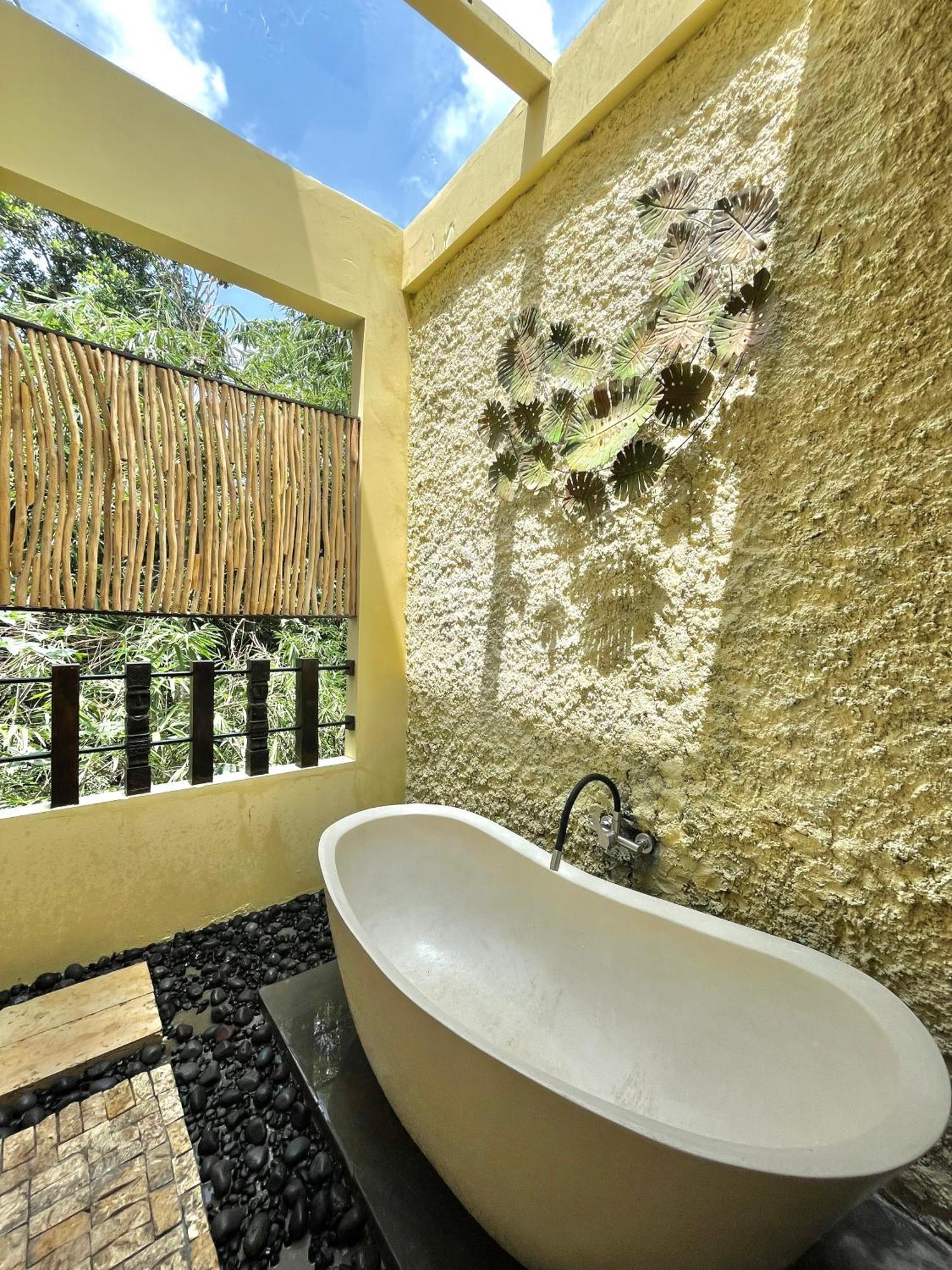 Bamboo Oasis Hotel Ubud Exterior foto